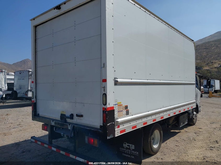 2020 ISUZU NPR HD auction photo 4