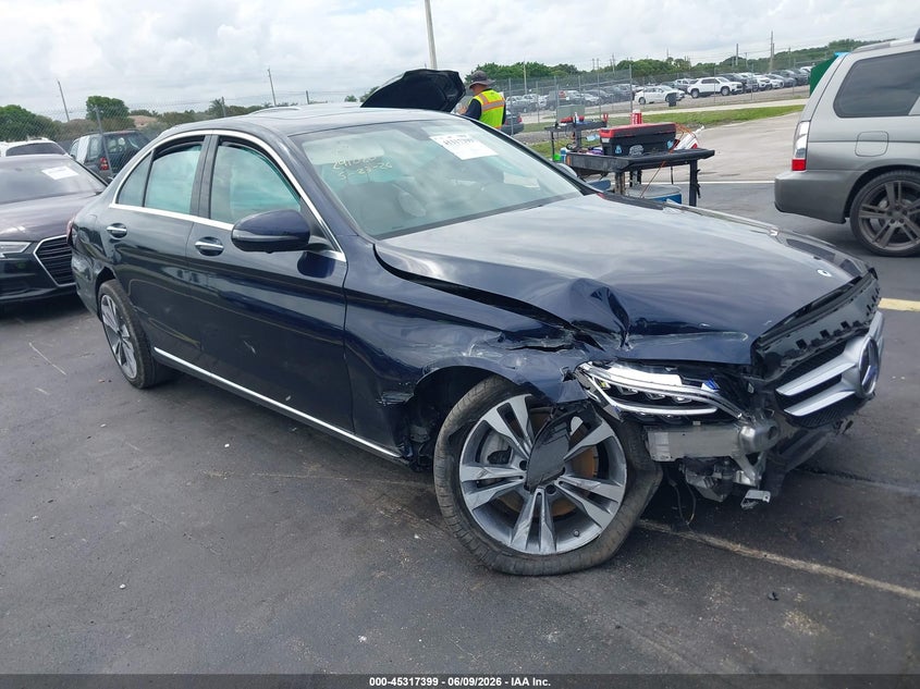 Vin: 55swf8dbxku291080, lot: 45815325, mercedes-benz c 300 2019 img_1