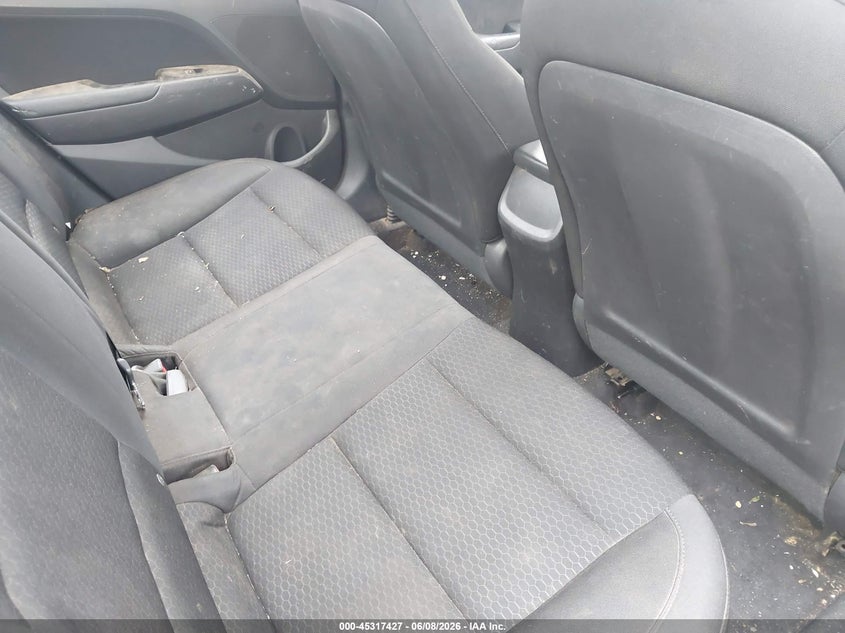 VIN KMHD84LF8KU817435 2019 HYUNDAI ELANTRA SEL