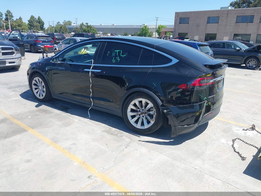 Vin: 5yjxcae24jf138343, lot: 45815404, tesla model x 100d/75d/p100d 20183
