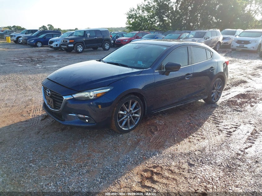 Vin: 3mzbn1w30jm214662, lot: 45815430, mazda mazda3 grand touring 20182
