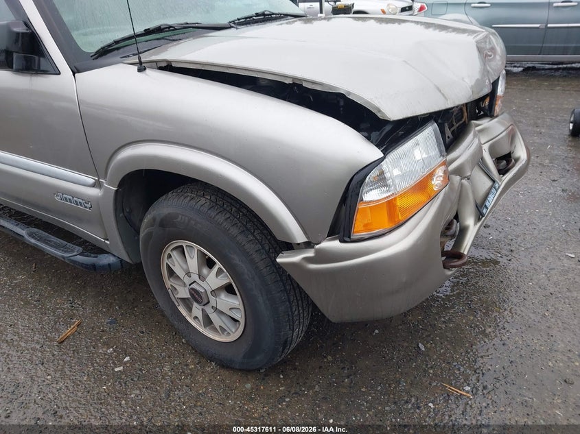 2000 GMC Jimmy Slt VIN: 1GKDT13W6Y2140363 Lot: 45317611