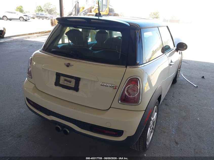 Vin: wmwsv3c54dt393215, lot: 45815635, mini hardtop cooper s 20134