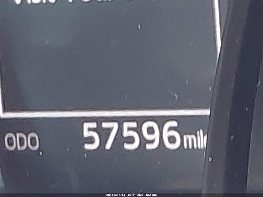 2020 TOYOTA CAMRY SE — Photo 15