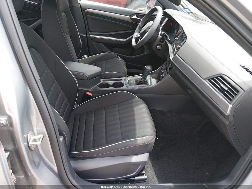 2023 VOLKSWAGEN JETTA auction photo 5