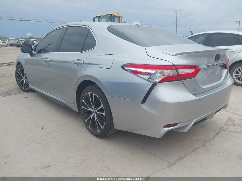 Vin: 4t1g11akxlu508454, lot: 45815702, toyota camry se 20203