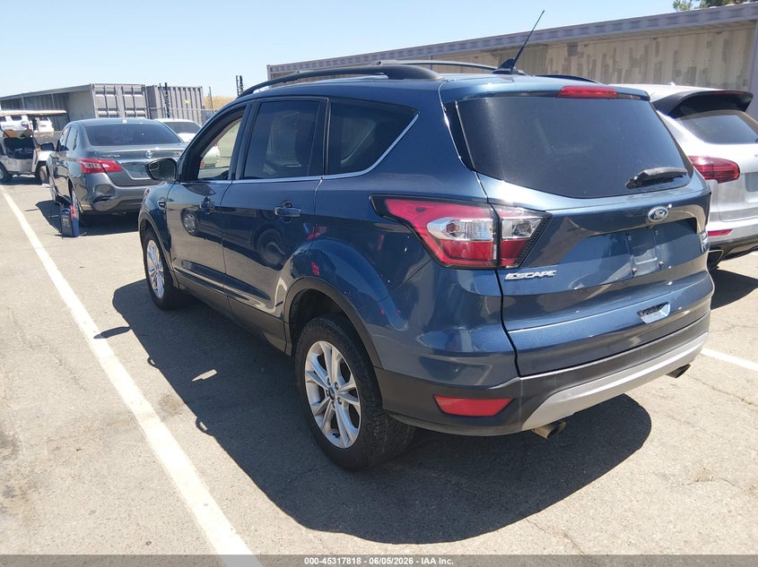 Vin: 1fmcu9gd9juc84491, lot: 45815744, ford escape se 20183