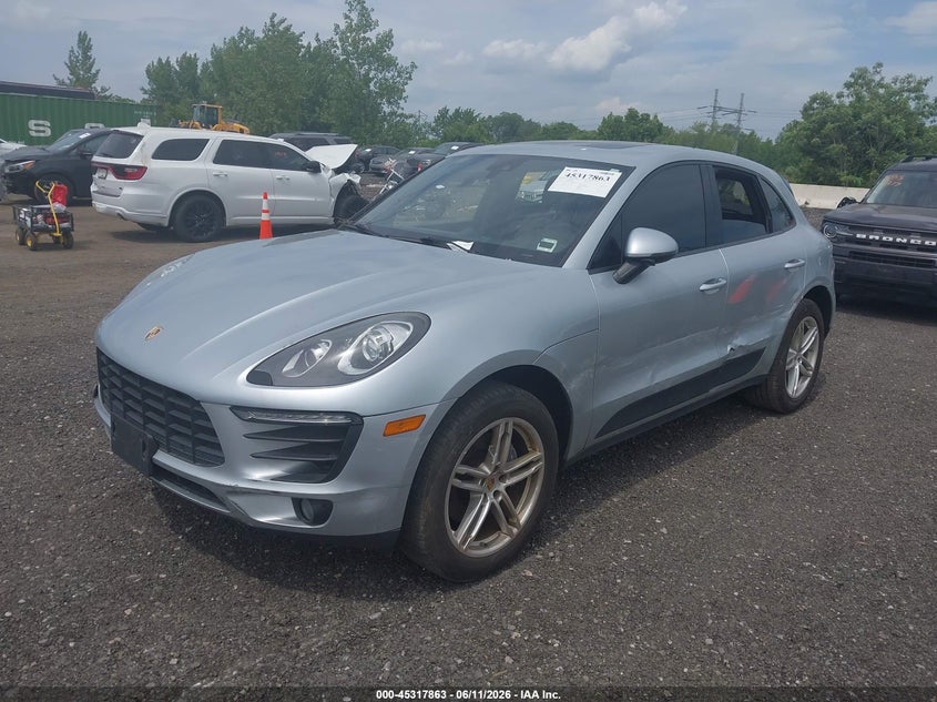 2017 Porsche Macan VIN: WP1AA2A59HLB04681 Lot: 45317863