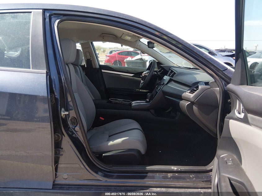 VIN 19XFC2F65KE014303 2019 HONDA CIVIC LX