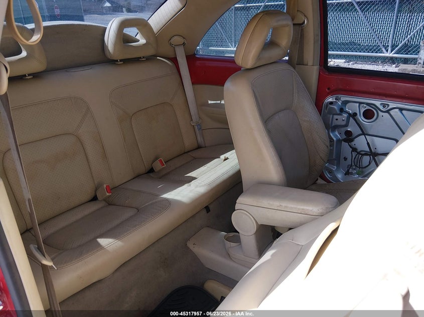 2000 Volkswagen New Beetle Glx VIN: 3VWDD21C7YM422606 Lot: 45317957