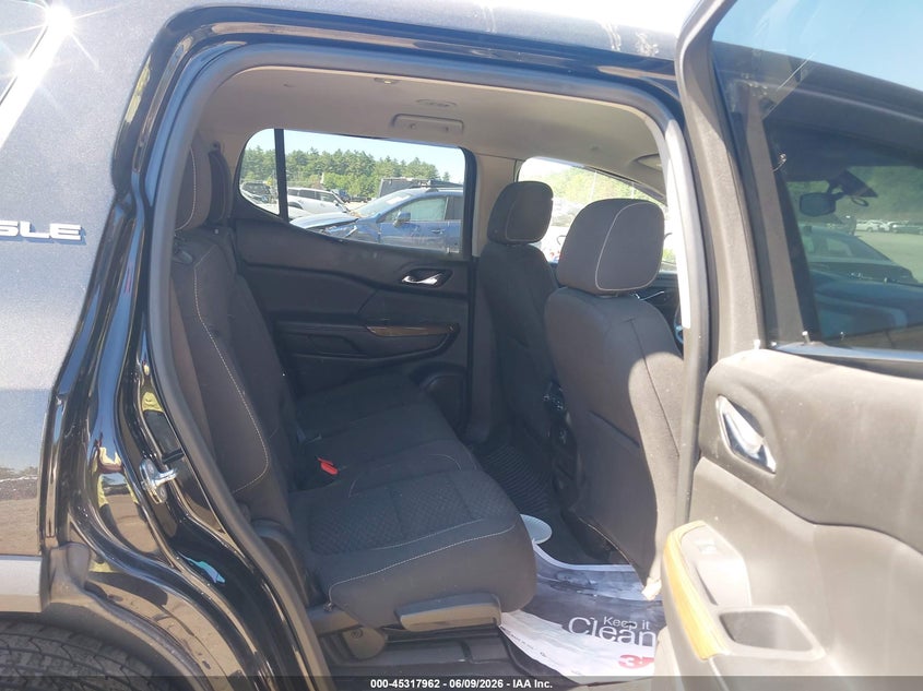 2018 GMC ACADIA auction photo 8