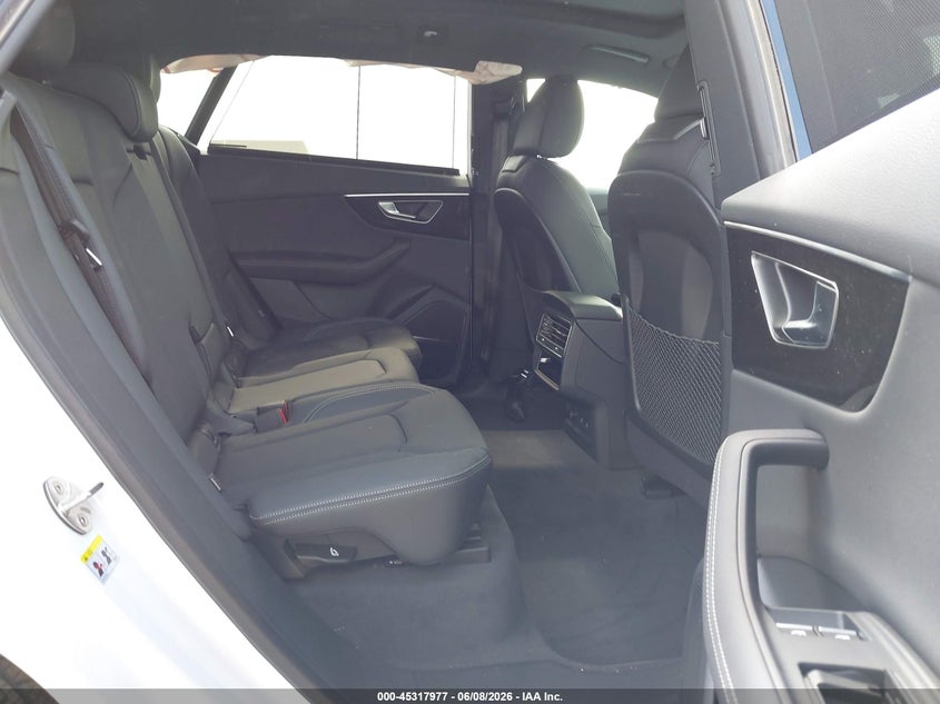 2026 AUDI Q8 auction photo 8