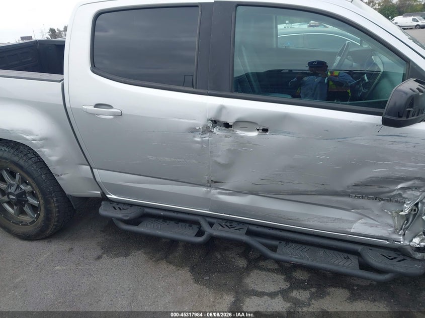 VIN 1GCGTDEN9J1104886 2018 CHEVROLET COLORADO Z71