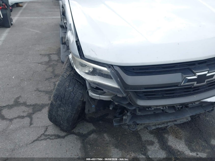 VIN 1GCGTDEN9J1104886 2018 CHEVROLET COLORADO Z71