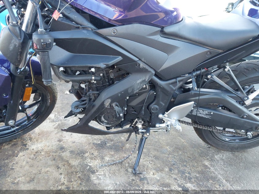 2018 Yamaha Yzfr3 A VIN: MH3RH15Y6JK004050 Lot: 45318013