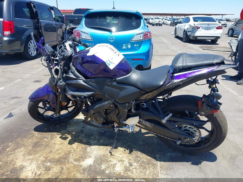 2018 Yamaha Yzfr3 A VIN: MH3RH15Y6JK004050 Lot: 45318013