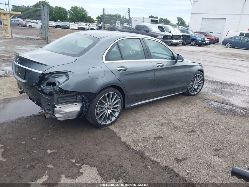 Vin: 55swf4jb3hu227274, lot: 45815981, mercedes-benz c 300 sport 20174