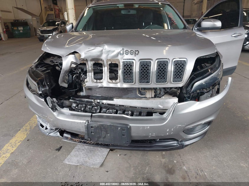2019 JEEP CHEROKEE auction photo 6