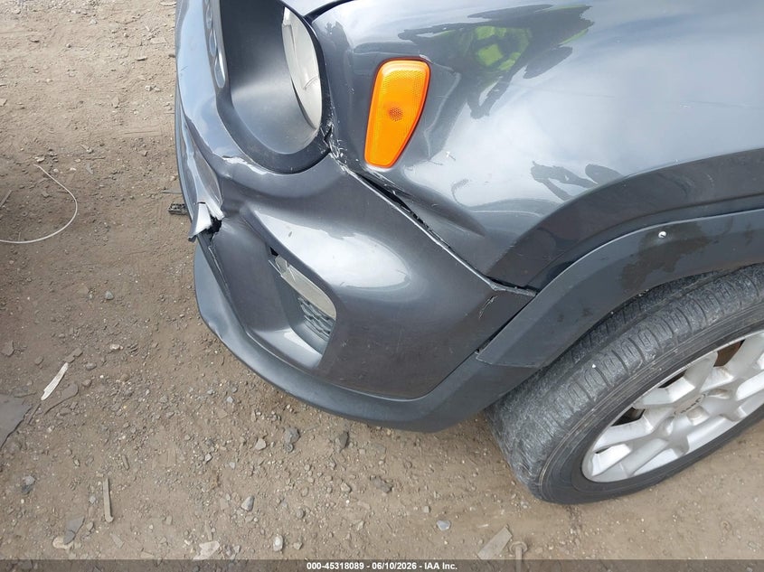 2022 JEEP RENEGADE auction photo 6