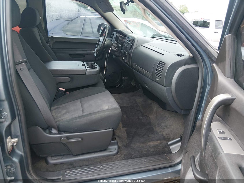 2011 GMC SIERRA PICKUP 5.3L V-8 VVT, 315HP
