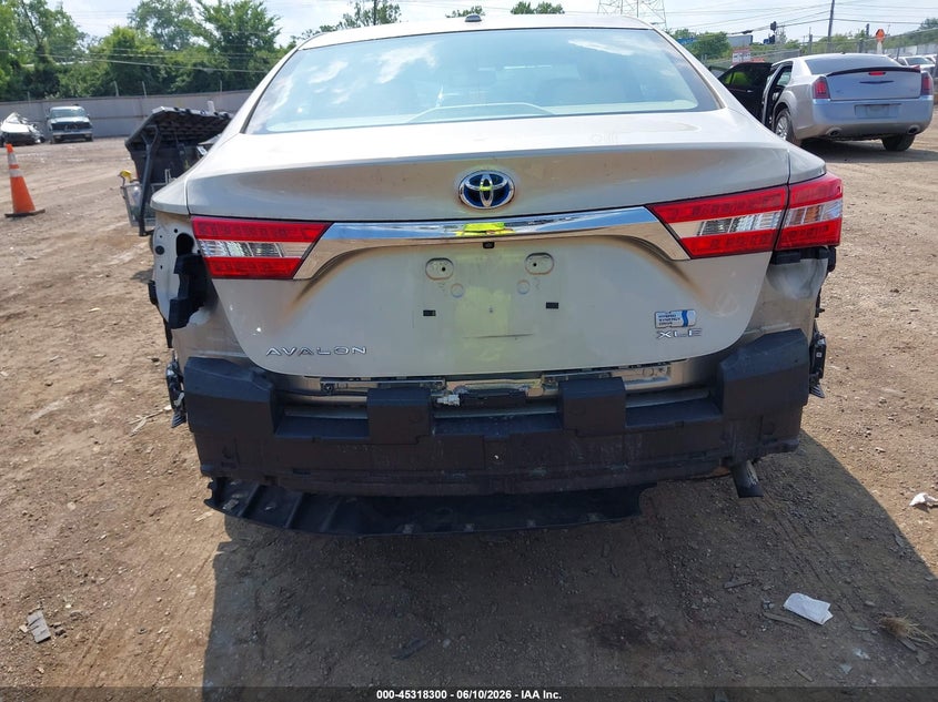 AtlanticExpress - Toyota Avalon Hybrid