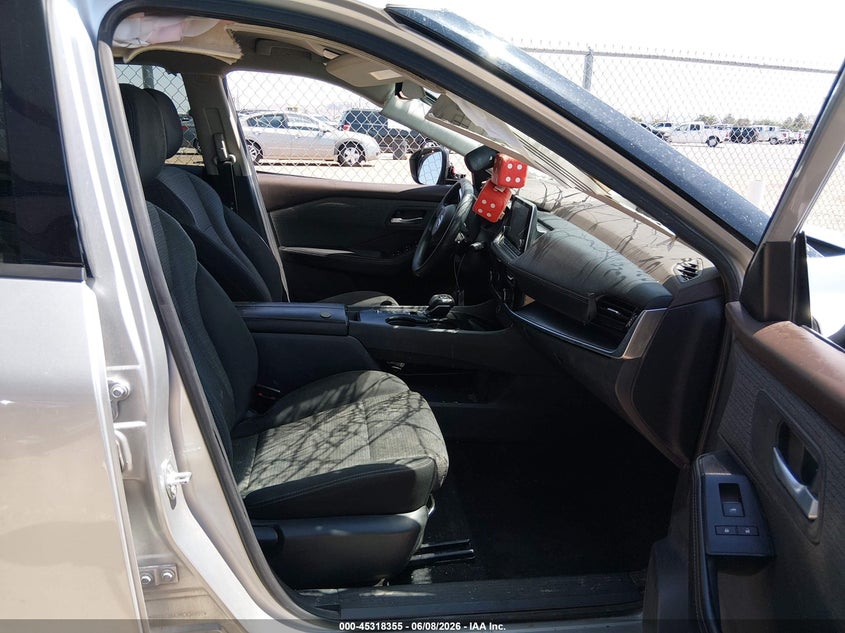 VIN 5N1AT3BA3MC836601 2021 NISSAN ROGUE SV FWD