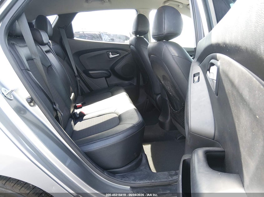 2013 HYUNDAI TUCSON auction photo 8