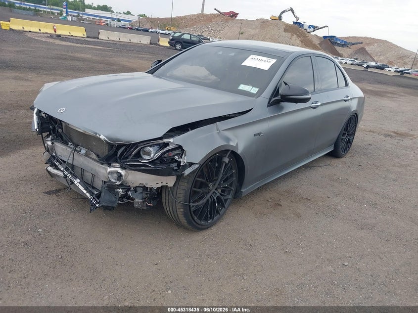 AtlanticExpress - Mercedes-Benz E-Class