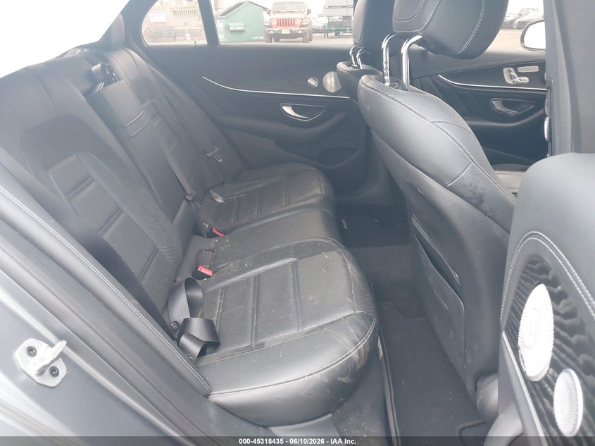 AtlanticExpress - Mercedes-Benz E-Class