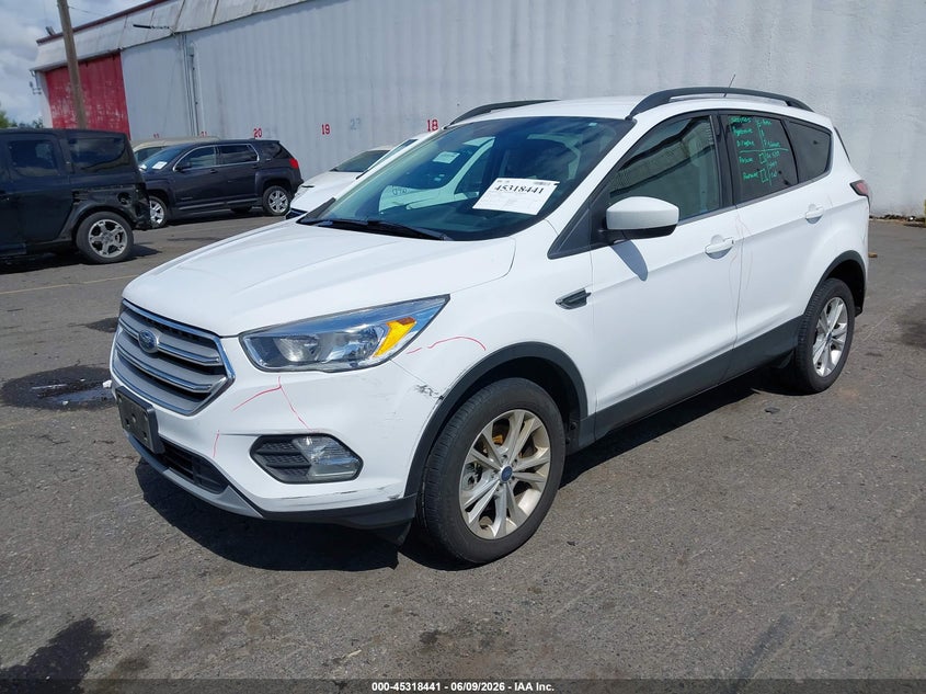 Vin: 1fmcu9g95juc63486, lot: 45816367, ford escape se 20182