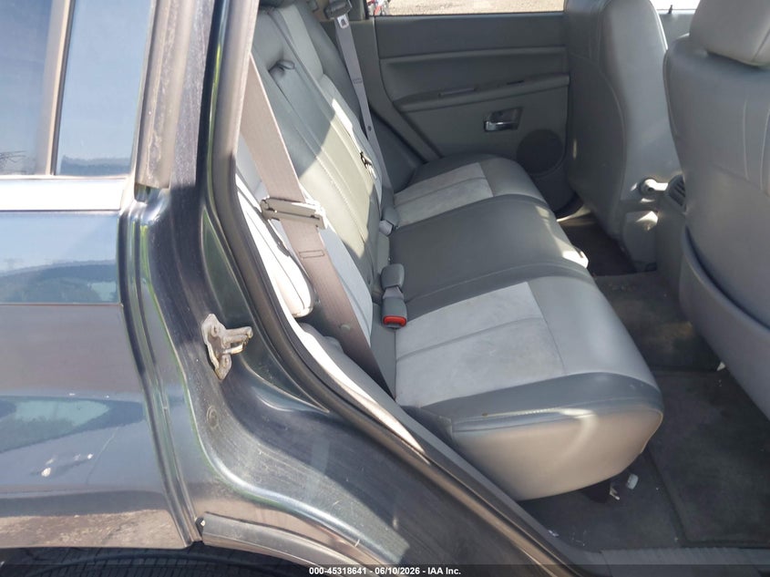 2007 Jeep Grand Cherokee Overland VIN: 1J8HR68237C606797 Lot: 45318641