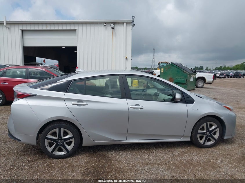 2016 TOYOTA PRIUS THREE TOURING — Фото 13