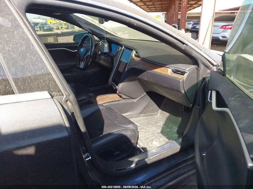 2018 TESLA MODEL S auction photo 5