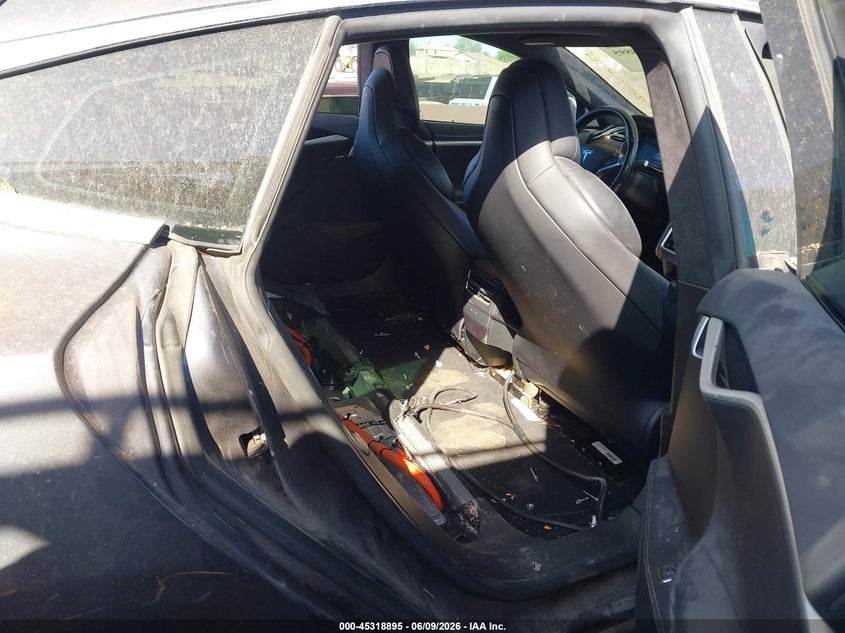 2018 TESLA MODEL S auction photo 8
