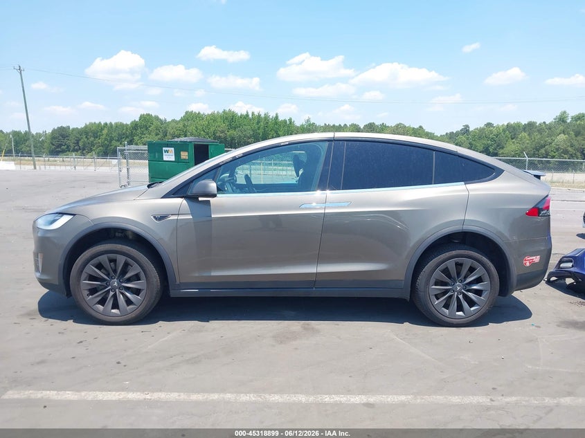 2016 Tesla Model X VIN: 5YJXCBE24GF005483 Lot: 45318899