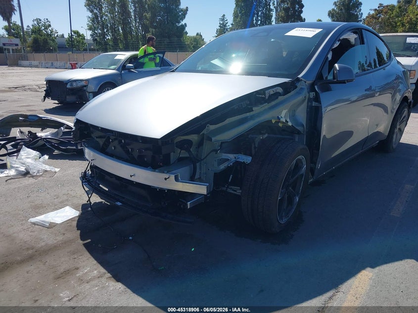 2026 Tesla Model Y All-Wheel Drive/Long Range Launch Series/Premium All-Wheel Drive VIN: 7SAYGDEE3TF544558 Lot: 45318906