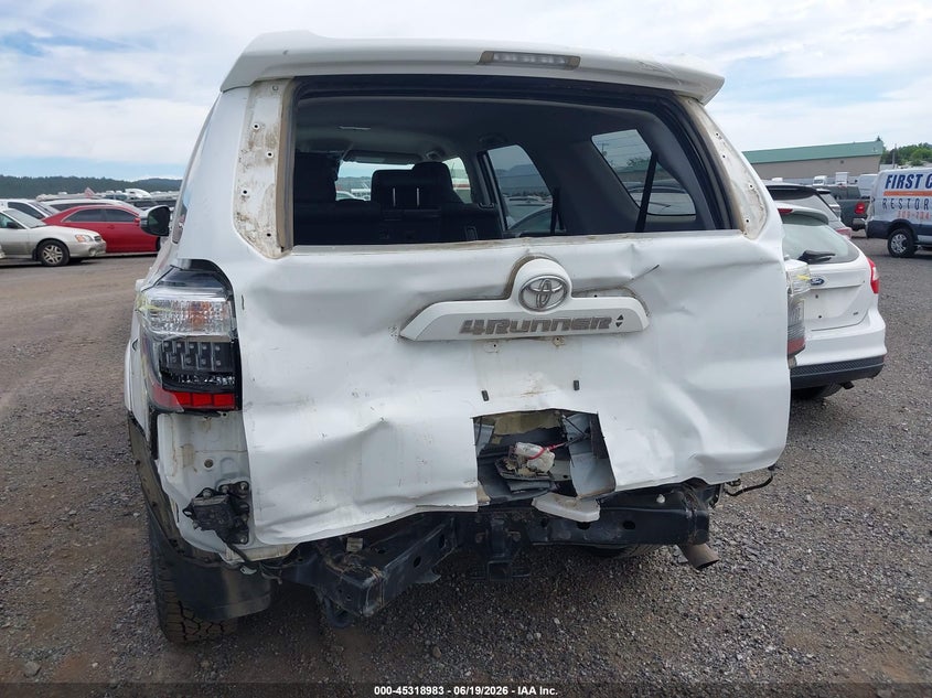 2023 TOYOTA 4RUNNER auction photo 6
