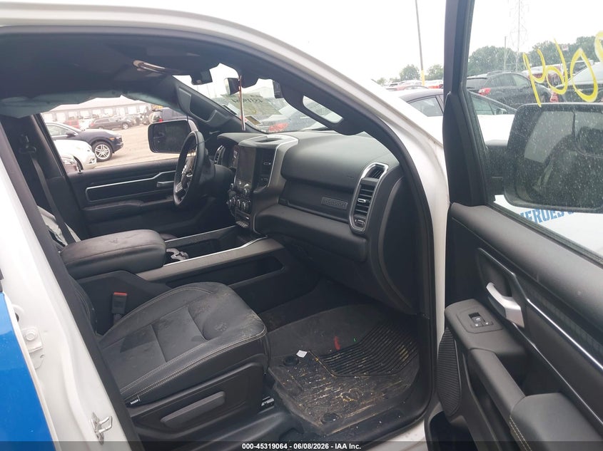 2025 RAM 1500 auction photo 5
