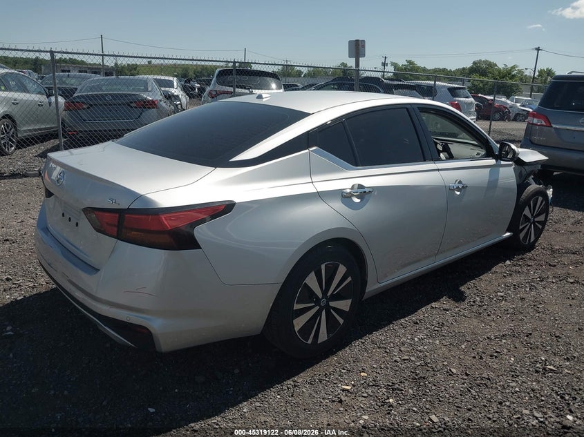 2019 NISSAN ALTIMA auction photo 4