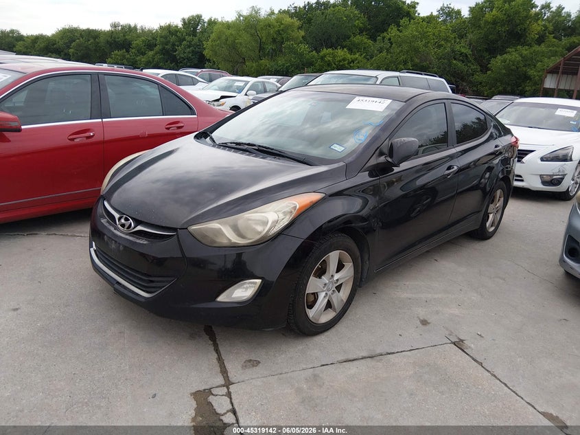 Vin: kmhdh4ae6du527952, lot: 45817075, hyundai elantra gls 20132