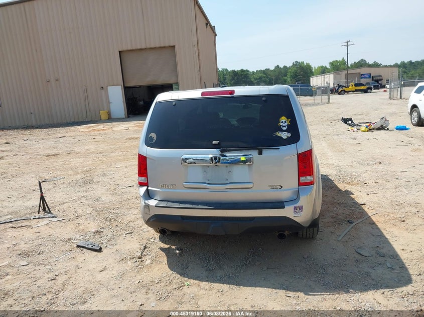 5FNYF3H54CB015724 2012 Honda Pilot 3.5 Ex-L silver