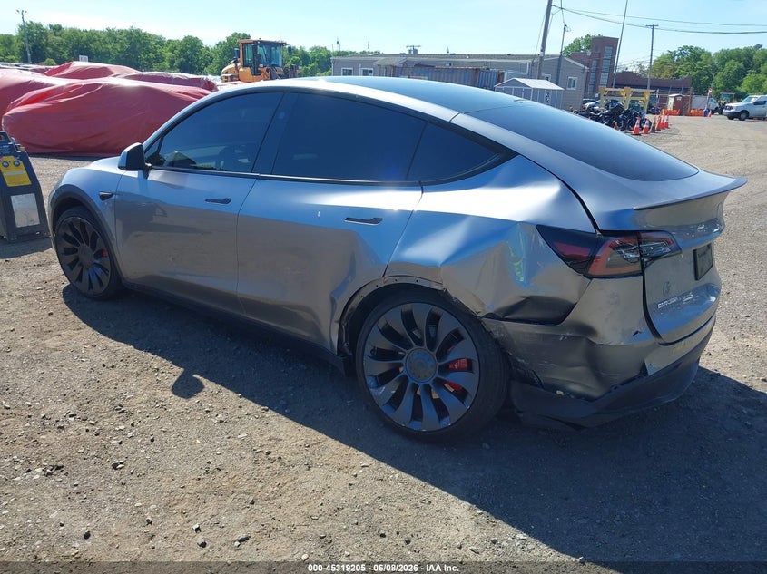 TESLA MODEL Y - zdjęcie 3