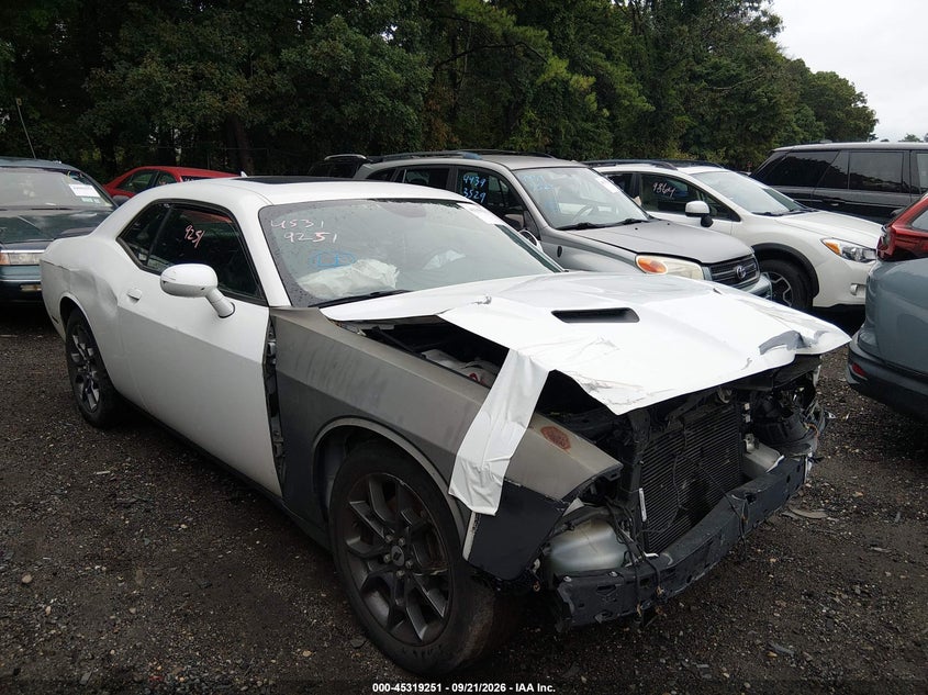 Vin: 2c3cdzgg8jh322976, lot: 45817184, dodge challenger gt awd 2018 img_1