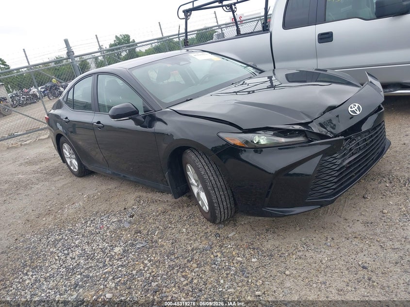 2025 TOYOTA CAMRY LE