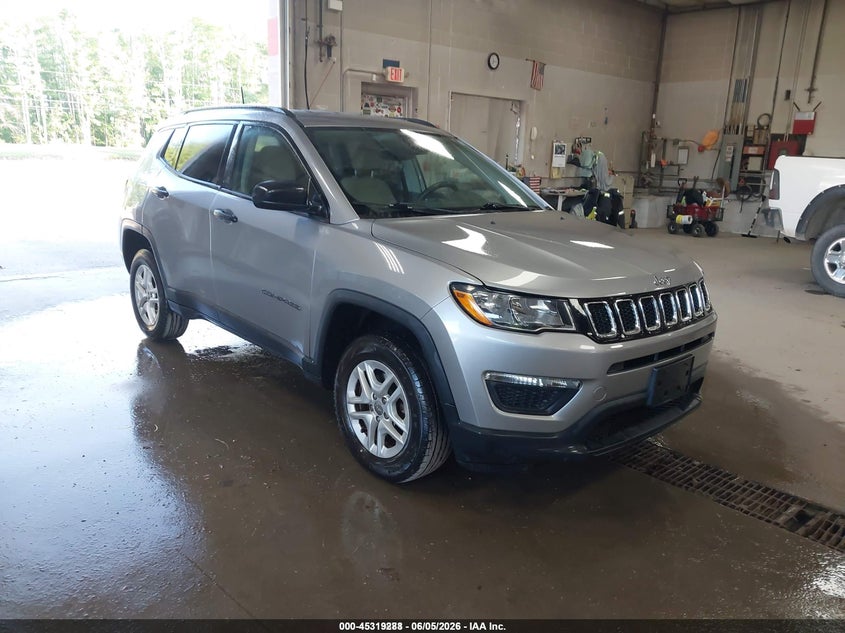 Vin: 3c4njdab6jt342230, lot: 45817221, jeep compass sport 4x4 2018 img_1