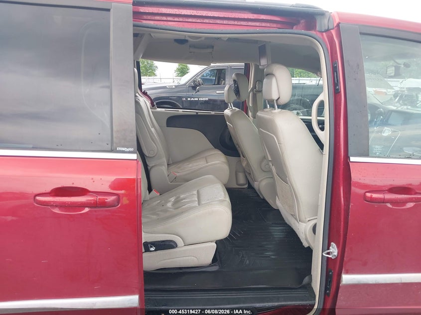 2013 Chrysler Town & Country Touring VIN: 2C4RC1BG2DR786720 Lot: 45319427