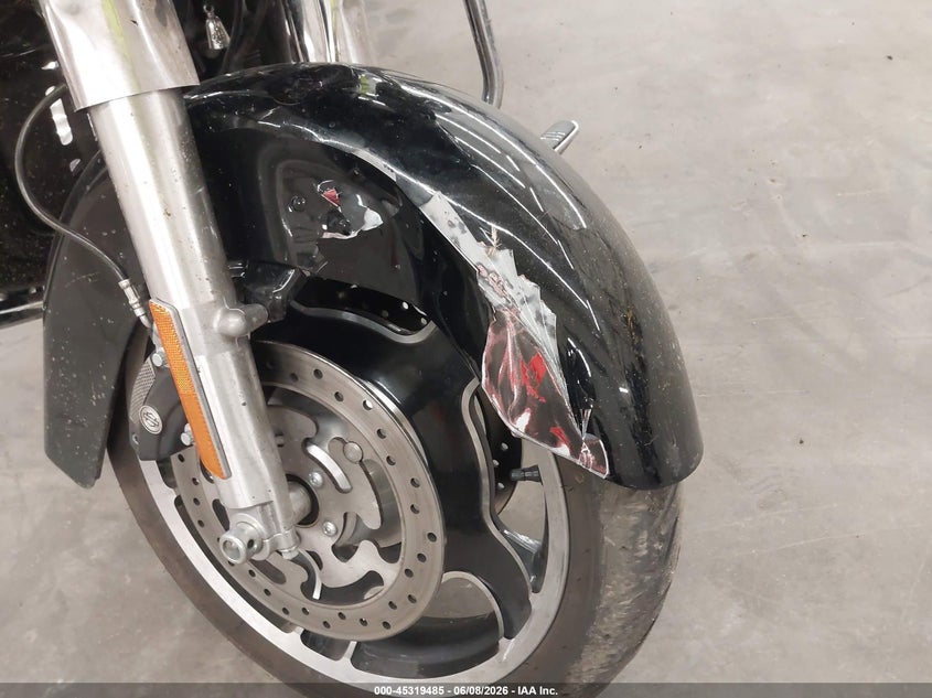 2013 Harley-Davidson Fltrx Road Glide Custom VIN: 1HD1KHM18DB652874 Lot: 45319485