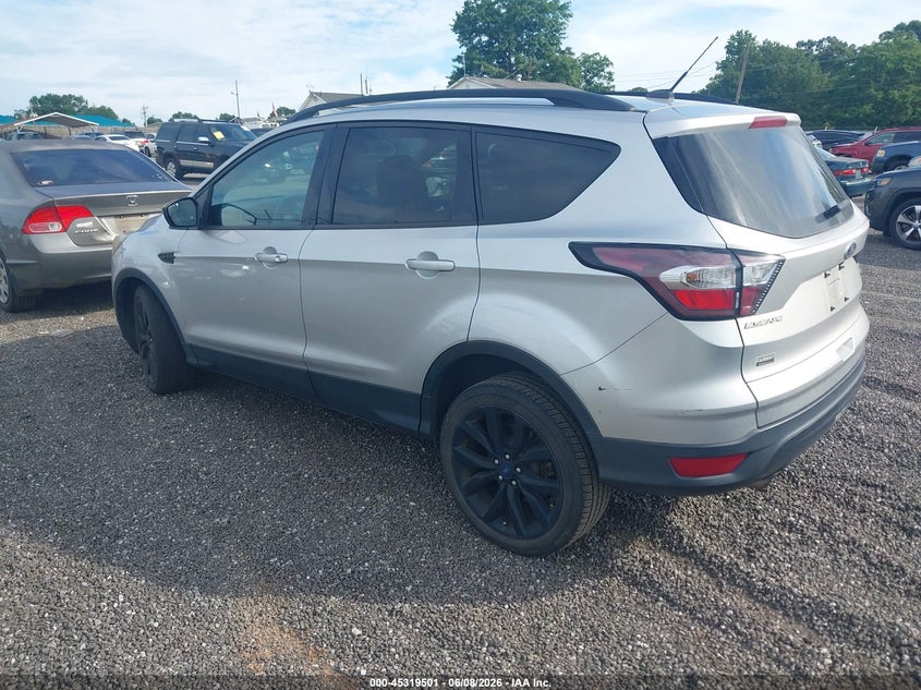Vin: 1fmcu0gd6huc18230, lot: 45817434, ford escape se 20173