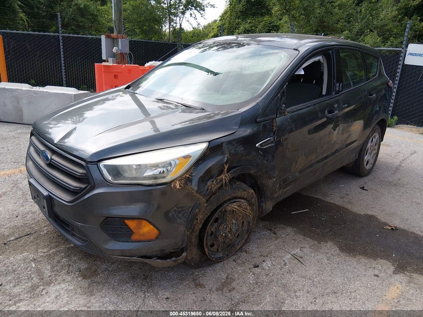 2017 FORD ESCAPE auction photo 2