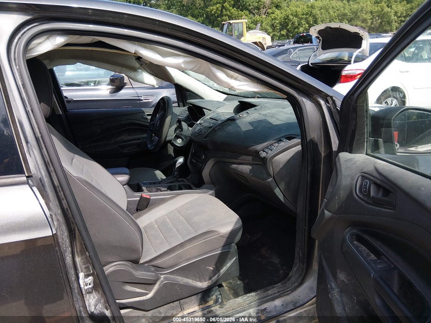 2017 FORD ESCAPE auction photo 5
